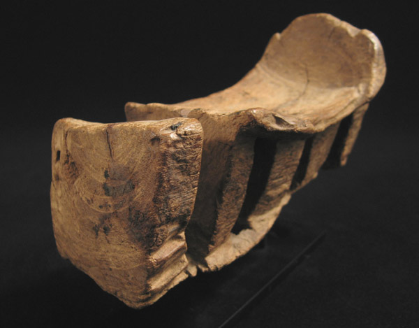 African Tribal Art - Wood headrest, Dogon/Tellum, Mali, end