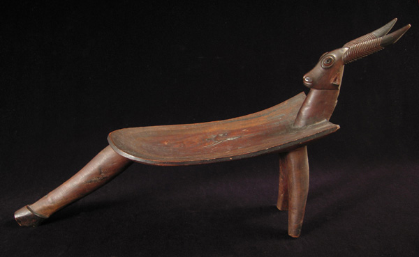 African Tribal Art - Tripod stool, Gaoua, Upper Volta (Burkina Faso), right