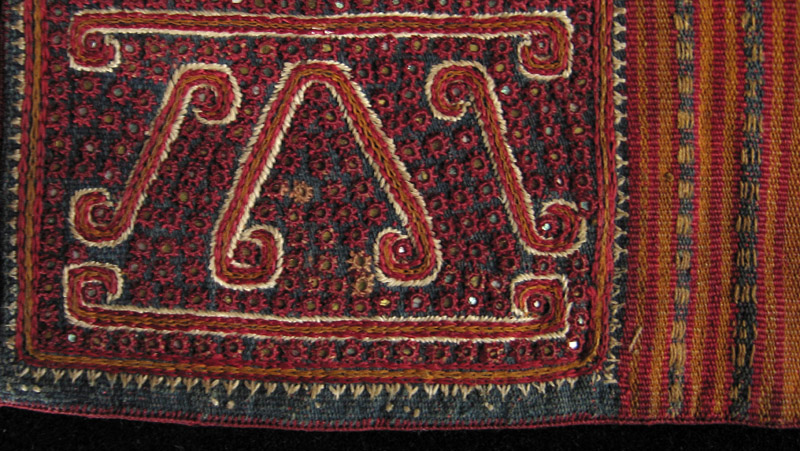 Indonesian Tribal Art - Jacket, Kauer people, Sumatra, mirror detail