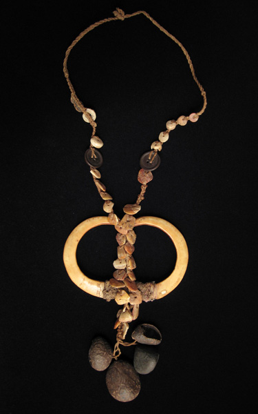 Oceanic Art - Boar's tusk necklace, Collingwood Bay, Papua New Guinea