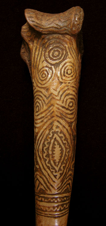 Oceanic Art - Cassowary bone dagger, Abelam, Papua New Guinea, detail