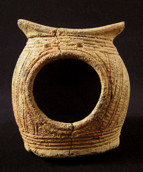 African Tribal Art - Terracotta headrest, Qua/Calabar