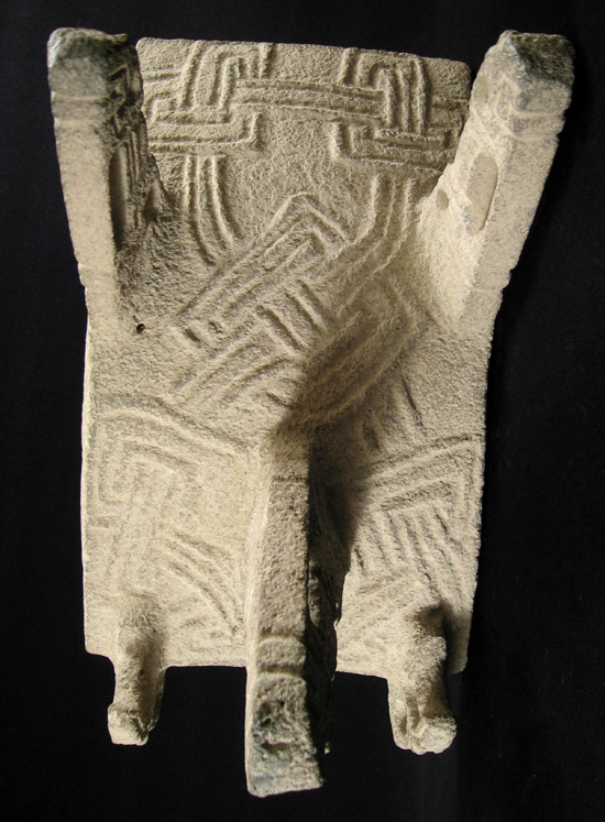 Art of the Americas - Stone metate, Costa Rica, bottom view