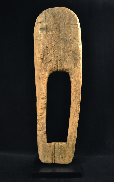 "Birthing board", Northern Luzon, Philippines - back view