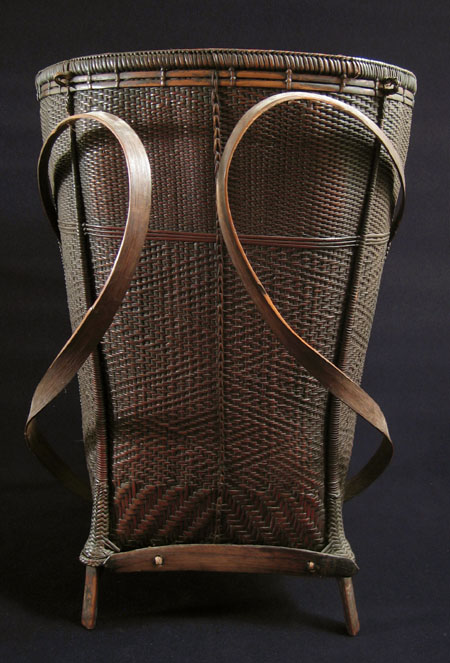 Asian Tribal Art - Carrying basket, Vietnam, back