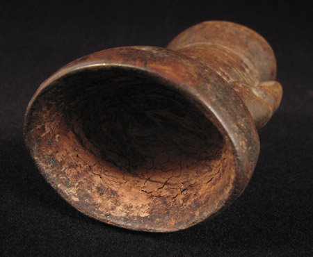 Oceanic Art - Betelnut mortar, Ramu River, Papua New Guinea, top