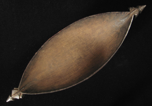 Oceanic Art - Wood bowl, Schouten Island, Papua New Guinea, interior